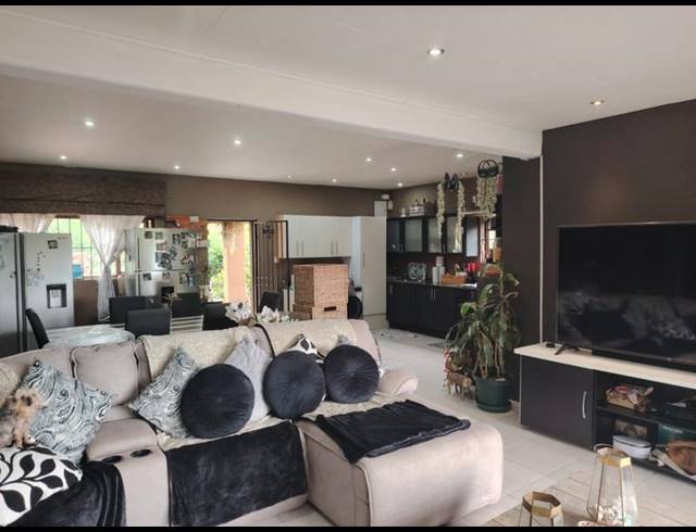 2 BEDROOM PROPERTY TO RENT IN HONEYDEW